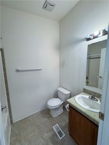 869 S Escuela Road, Golden Valley, AZ 86413