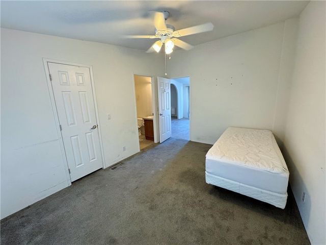 869 S Escuela Road, Golden Valley, AZ 86413