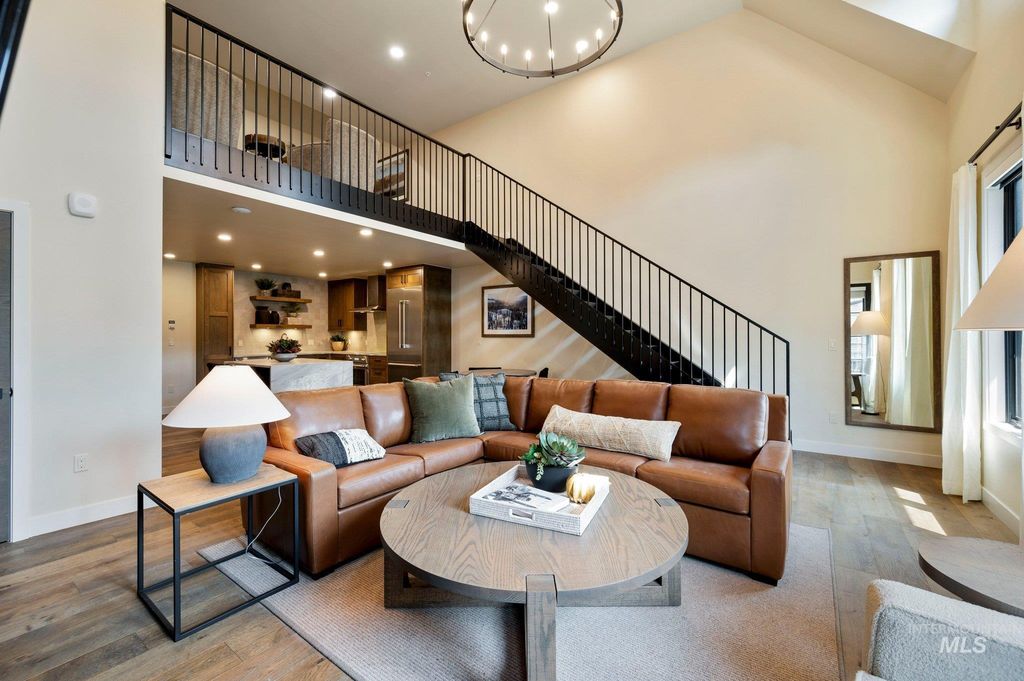 700 Village Drive 402, Donnelly, ID 83615