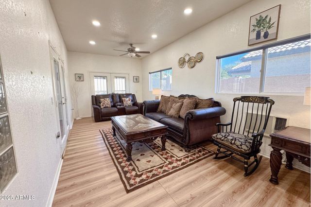 10268 W POTTER Drive, Peoria, AZ 85382