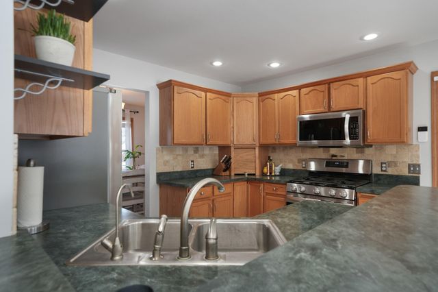 266 Kincraig Drive, Valparaiso, IN 46385