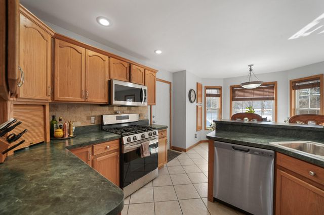 266 Kincraig Drive, Valparaiso, IN 46385