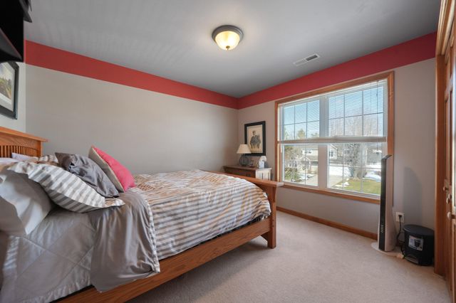 266 Kincraig Drive, Valparaiso, IN 46385