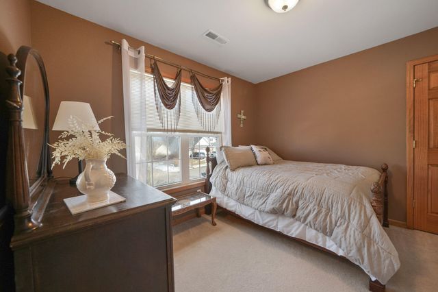 266 Kincraig Drive, Valparaiso, IN 46385