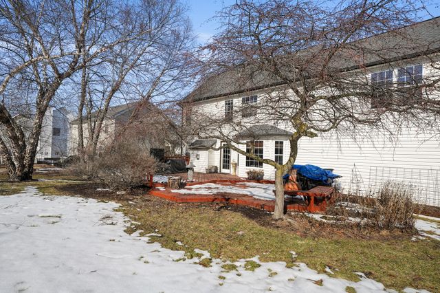 266 Kincraig Drive, Valparaiso, IN 46385