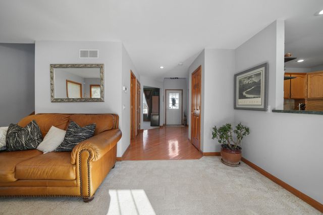 266 Kincraig Drive, Valparaiso, IN 46385