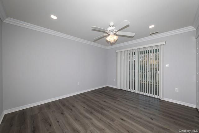 335 Lake Pointe Court 335, Middle Island, NY 11953