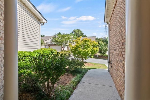 4617 Eden Ridge Drive, Acworth, GA 30101