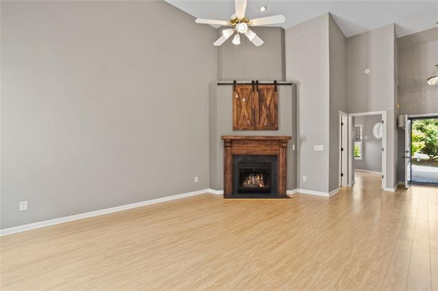 4617 Eden Ridge Drive, Acworth, GA 30101