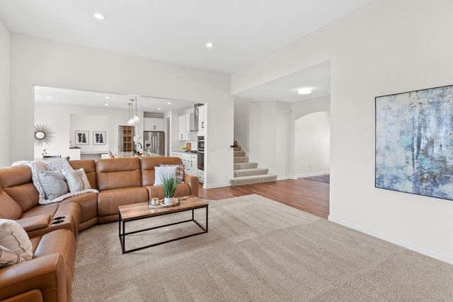 16563 Beverly Drive, Eden Prairie, MN 55347