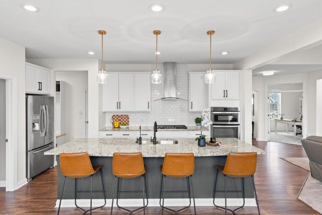 16563 Beverly Drive, Eden Prairie, MN 55347