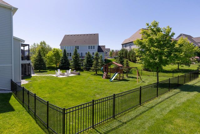 16563 Beverly Drive, Eden Prairie, MN 55347