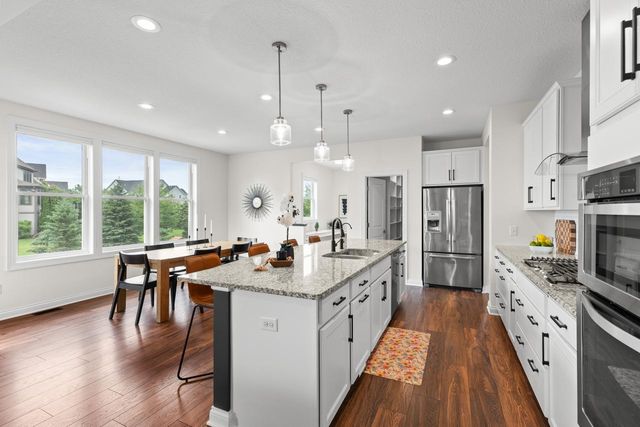 16563 Beverly Drive, Eden Prairie, MN 55347