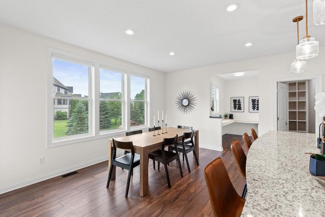 16563 Beverly Drive, Eden Prairie, MN 55347