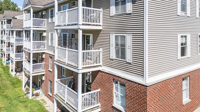 59 Ponemah Hill Rd Apt 1-201, Milford, NH 03055