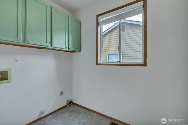34610 14th Place SW, Federal Way, WA 98023