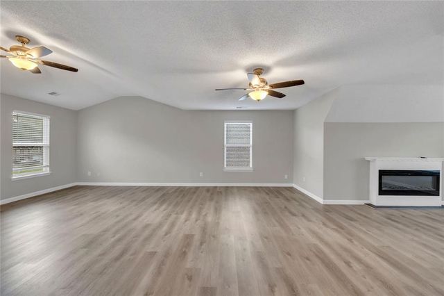 712 Walton Drive, Mcdonough, GA 30253