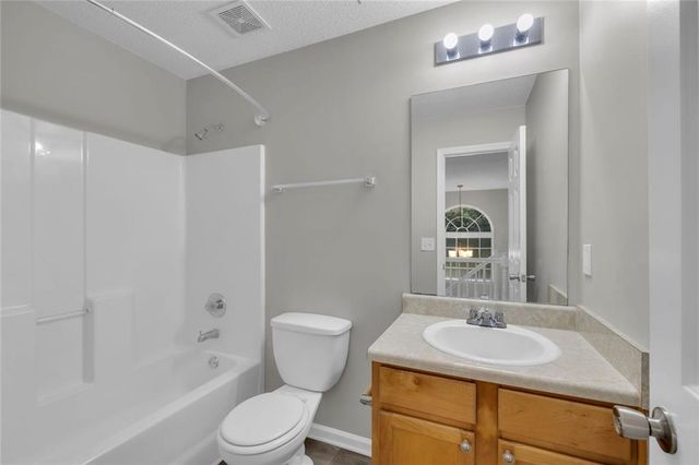 712 Walton Drive, Mcdonough, GA 30253