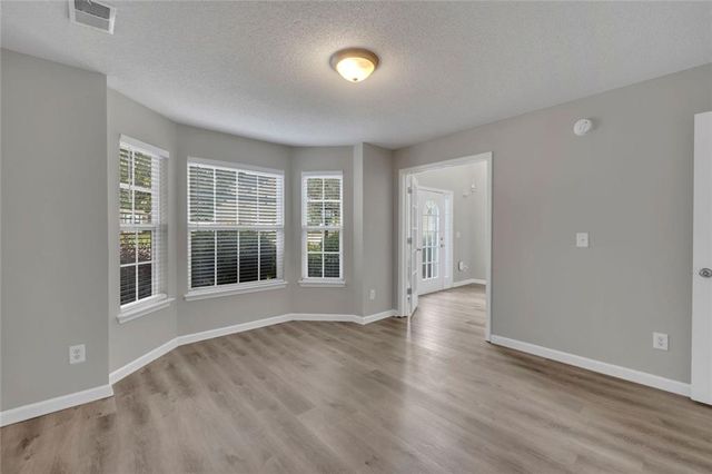 712 Walton Drive, Mcdonough, GA 30253