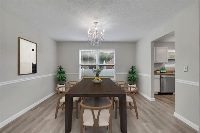 712 Walton Drive, Mcdonough, GA 30253