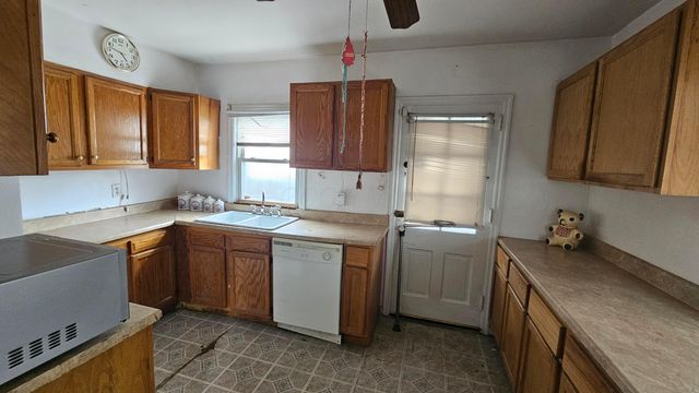 818 E Weber Road, Columbus, OH 43211