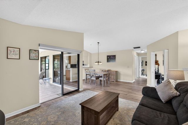 3961 SW Greenwood Way G, Palm City, FL 34990