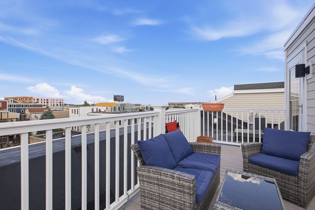 89 Prescott St B, Boston, MA 02128