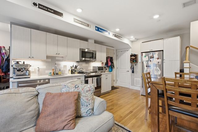 89 Prescott St B, Boston, MA 02128