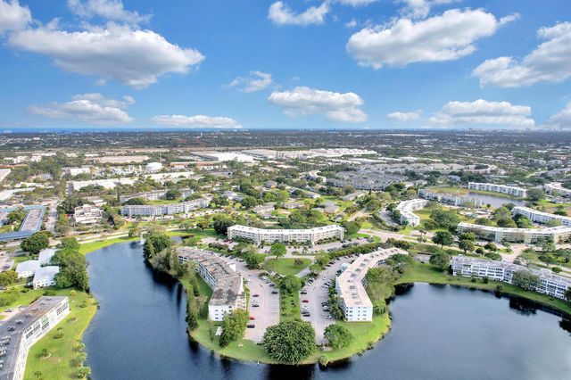 1056 CAMBRIDGE C, Deerfield Beach, FL 33442