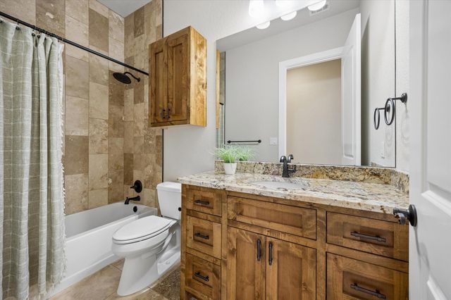 906 Canyon Oak CIR, Marble Falls, TX 78654