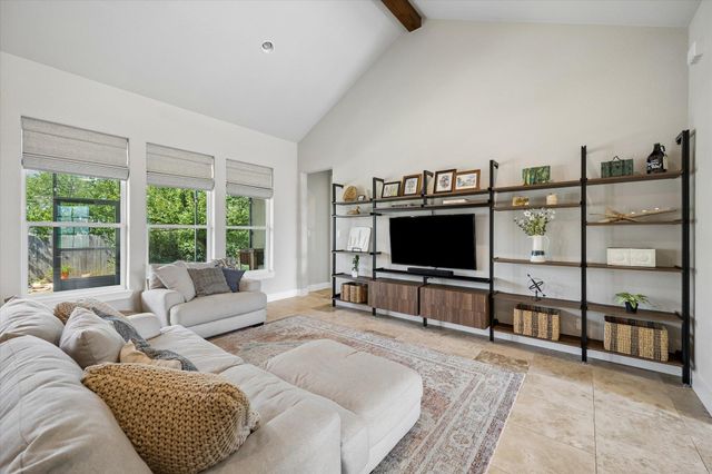 906 Canyon Oak CIR, Marble Falls, TX 78654