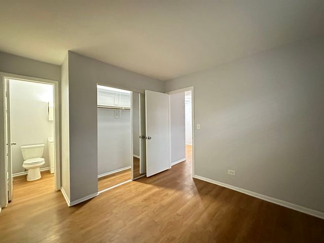 4612 N Beacon Street 3C, Chicago, IL 60640