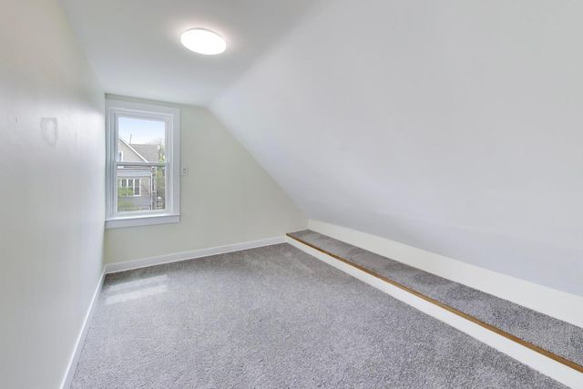 3450 W Diversey Avenue, Chicago, IL 60647