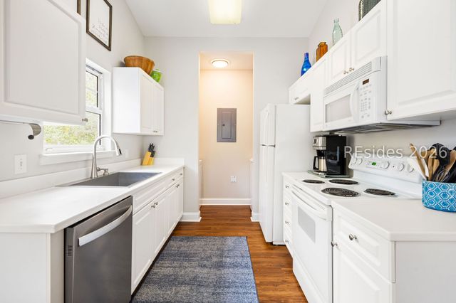 59 Summerfield Ct Apt 523, Hilton Head Island, SC 29926