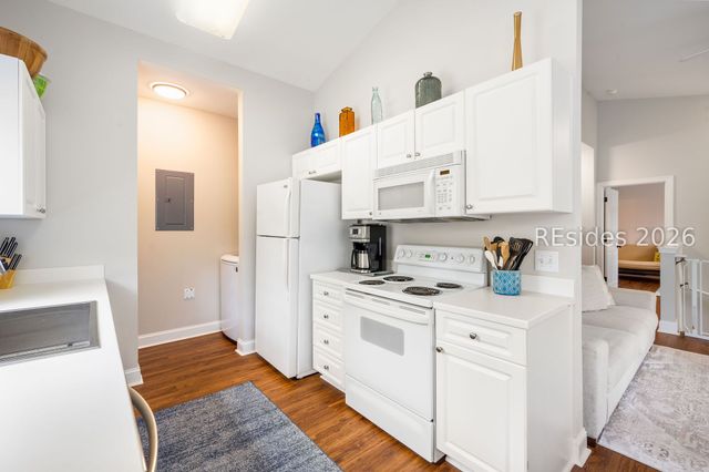 59 Summerfield Ct Apt 523, Hilton Head Island, SC 29926