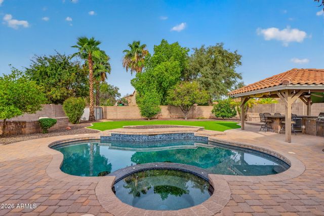 15470 N 87TH Drive, Peoria, AZ 85382