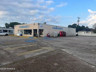 500 S Adams, Rayne, LA 70578