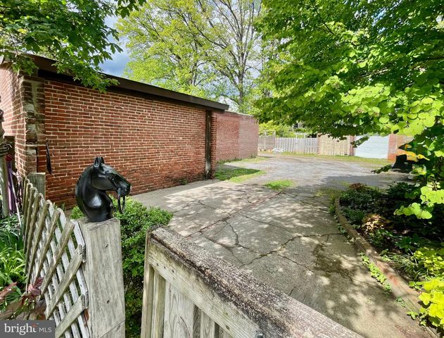701 W 20TH, Wilmington, DE 19802