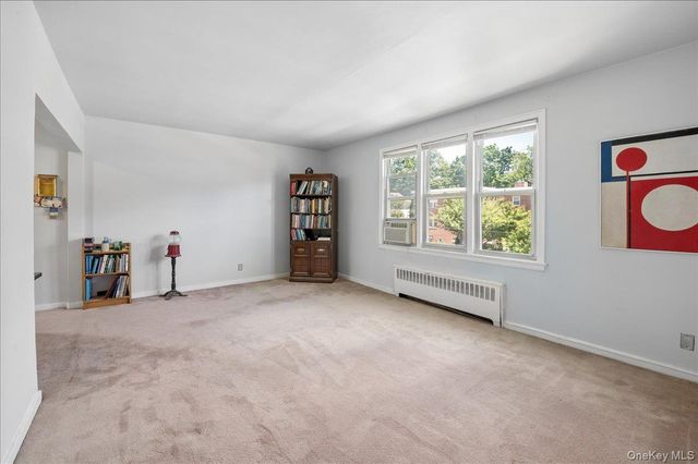7 Wainwright Avenue 2A, Yonkers, NY 10710