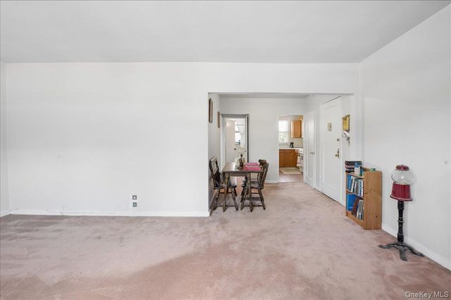 7 Wainwright Avenue 2A, Yonkers, NY 10710