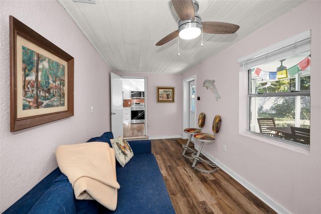 245 GARDEN CIRCLE S, Dunedin, FL 34698