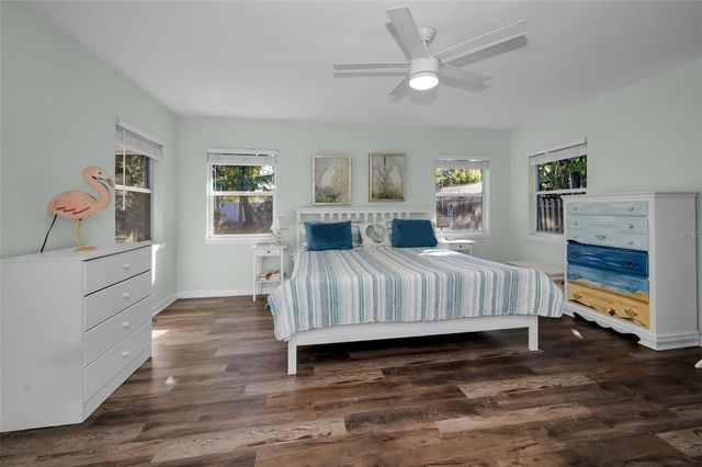 245 GARDEN CIRCLE S, Dunedin, FL 34698