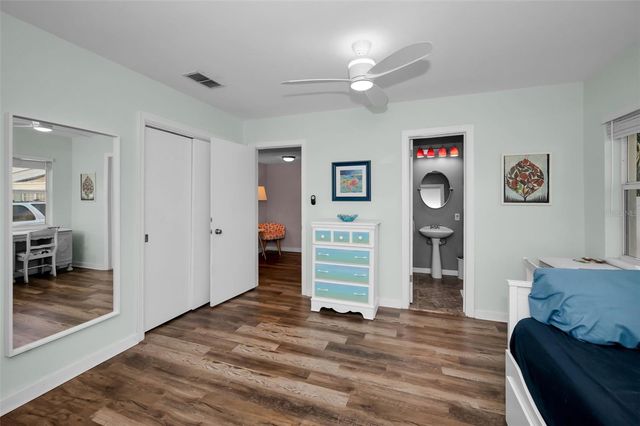 245 GARDEN CIRCLE S, Dunedin, FL 34698