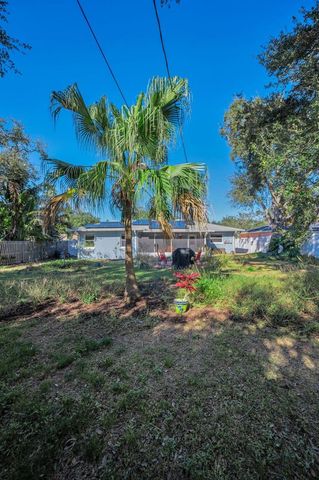 245 GARDEN CIRCLE S, Dunedin, FL 34698