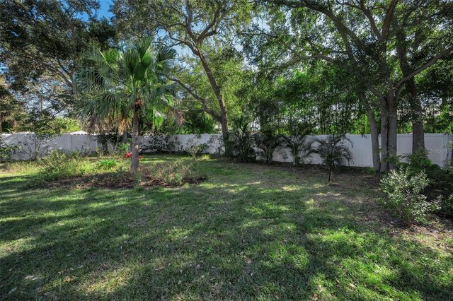 245 GARDEN CIRCLE S, Dunedin, FL 34698