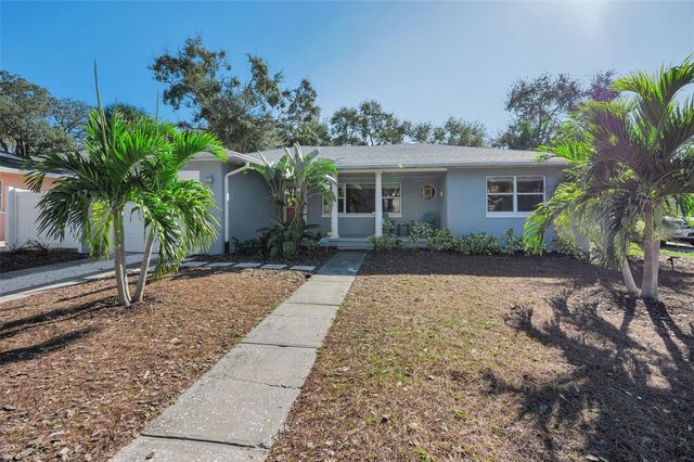 245 GARDEN CIRCLE S, Dunedin, FL 34698