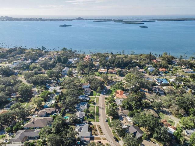 245 GARDEN CIRCLE S, Dunedin, FL 34698