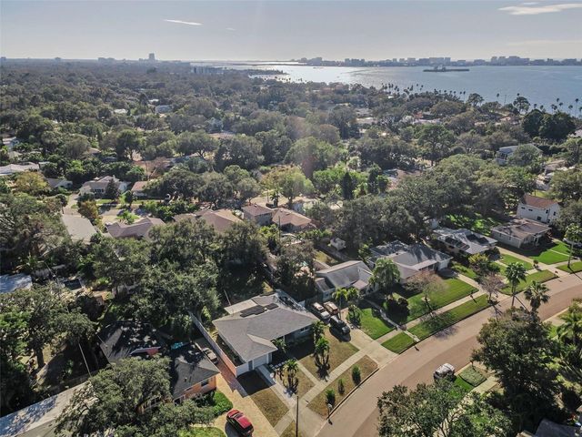 245 GARDEN CIRCLE S, Dunedin, FL 34698