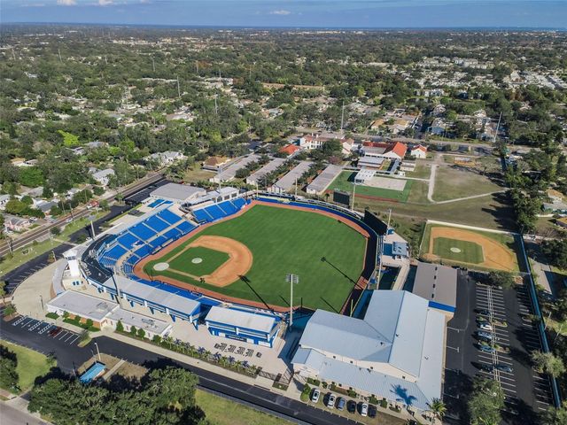 245 GARDEN CIRCLE S, Dunedin, FL 34698