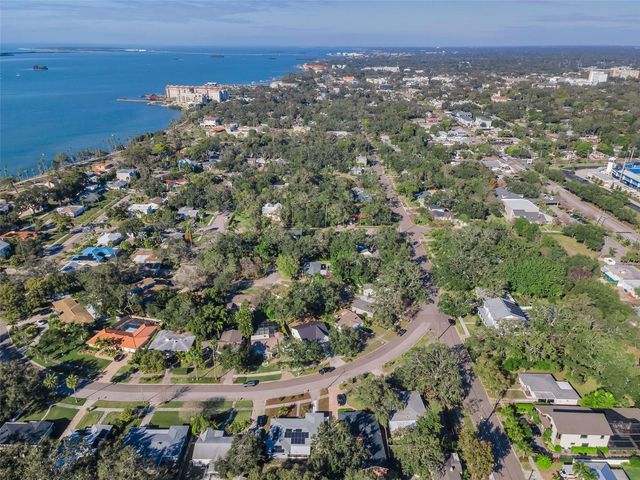 245 GARDEN CIRCLE S, Dunedin, FL 34698